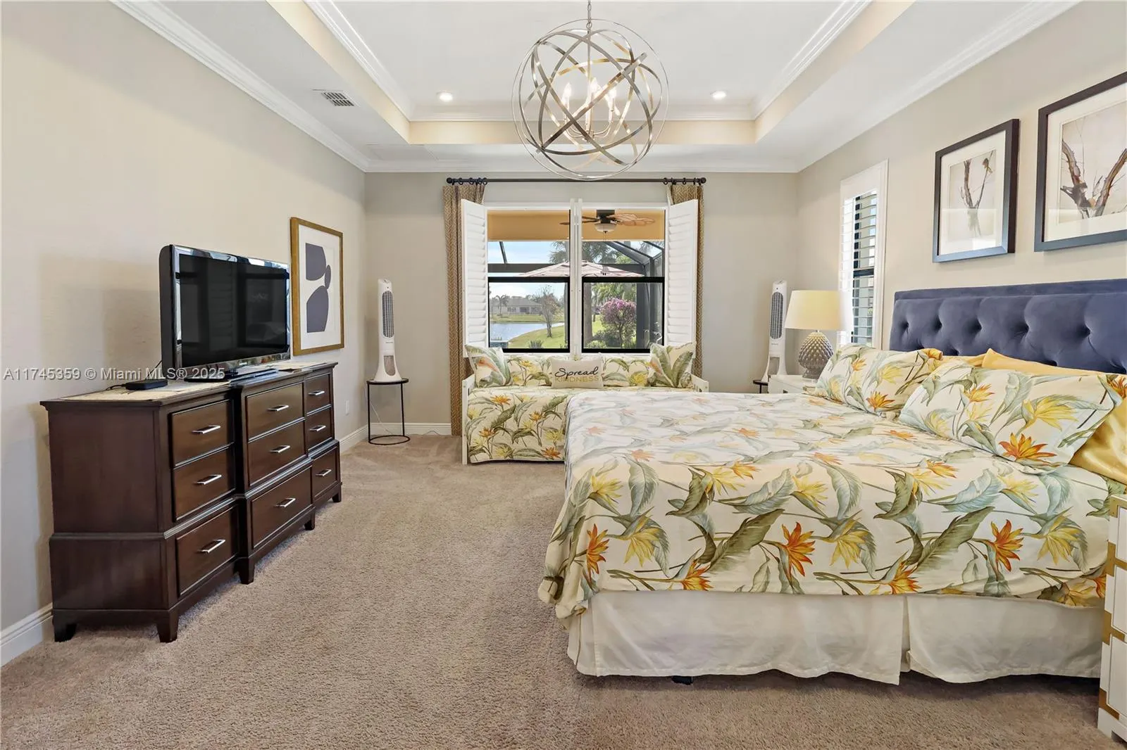 6210 Arcadia Sq