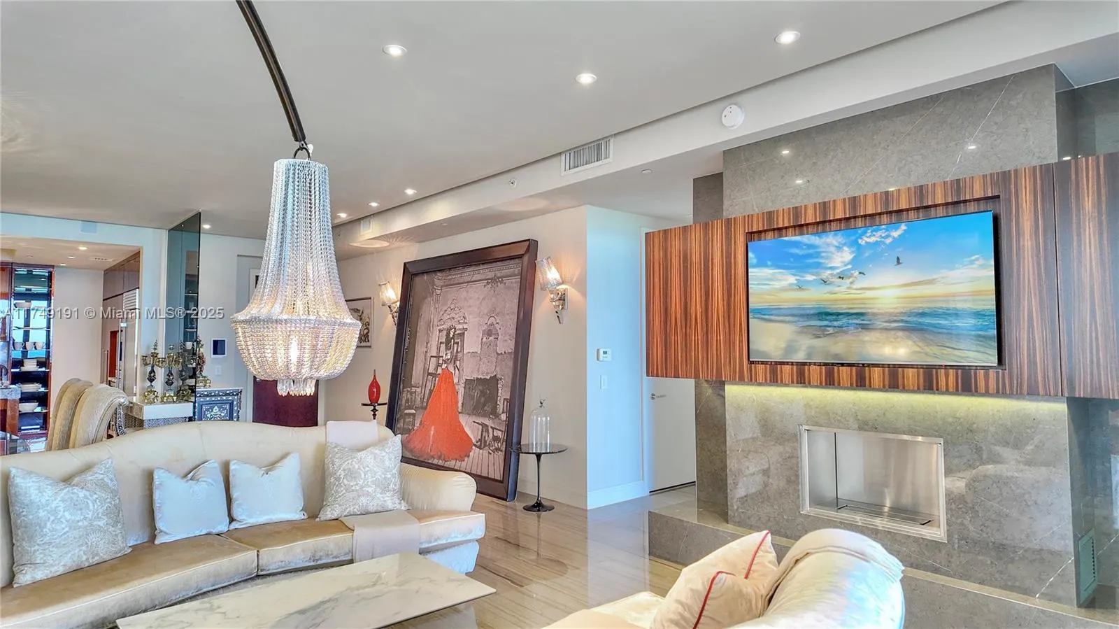 9705 Collins Ave, #2304N