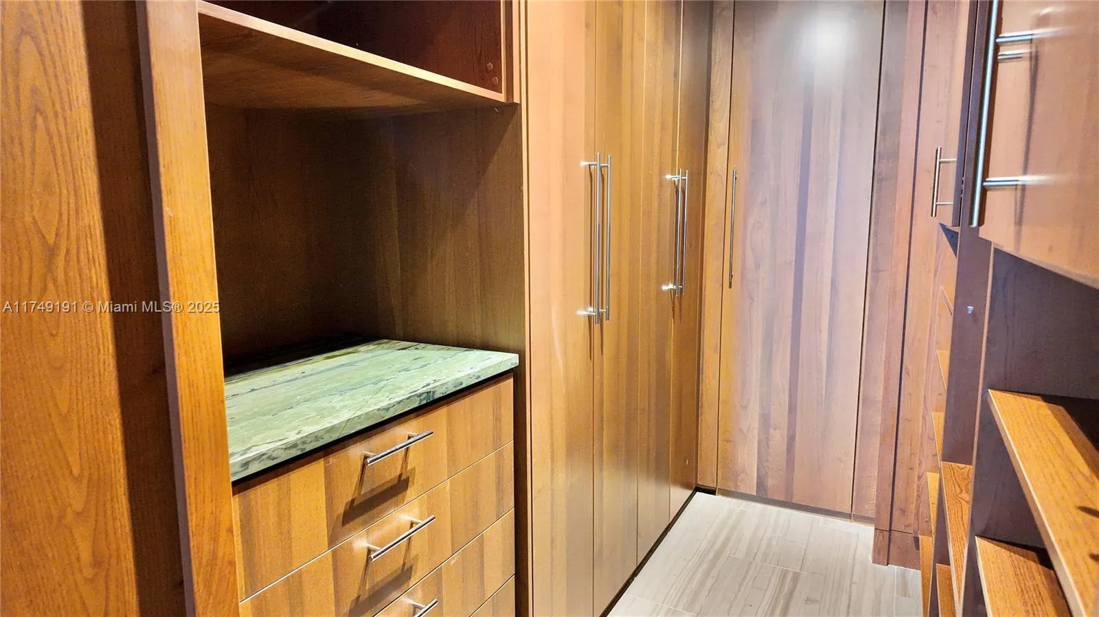9705 Collins Ave, #2304N