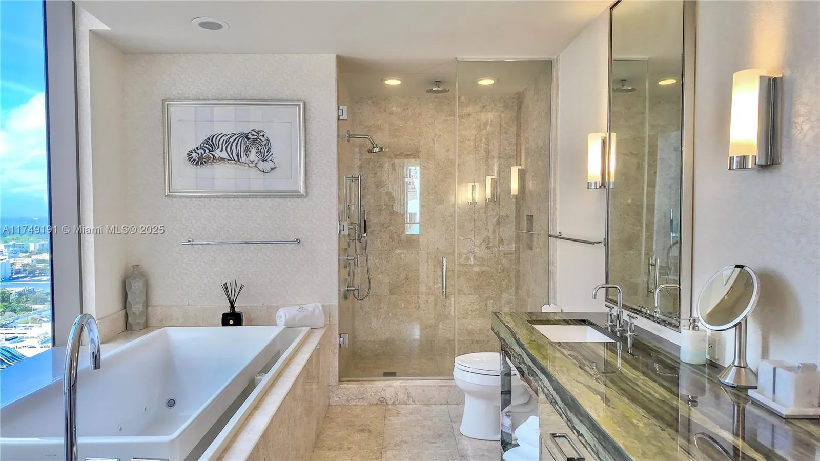 9705 Collins Ave, #2304N