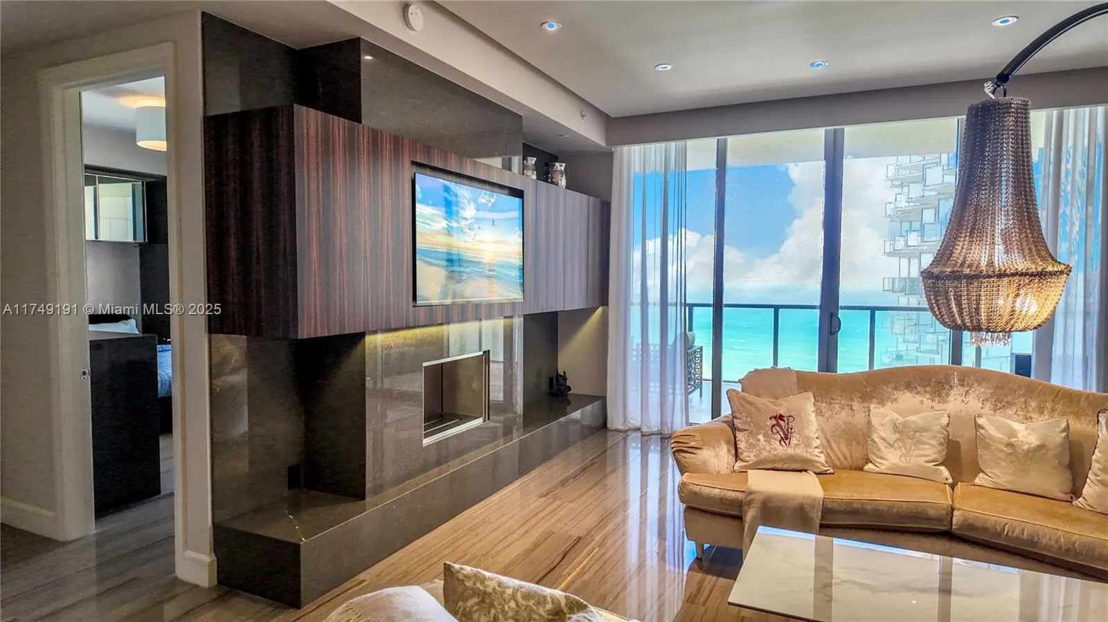 9705 Collins Ave, #2304N