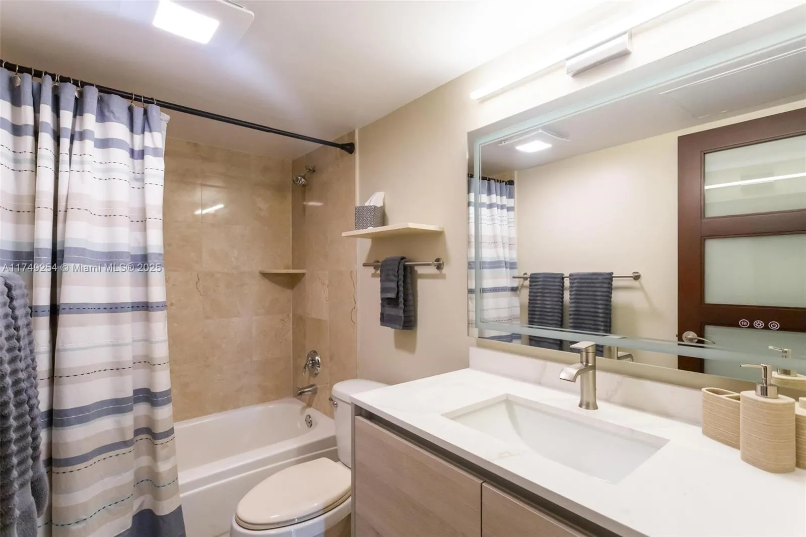 10275 COLLINS AV, #1018