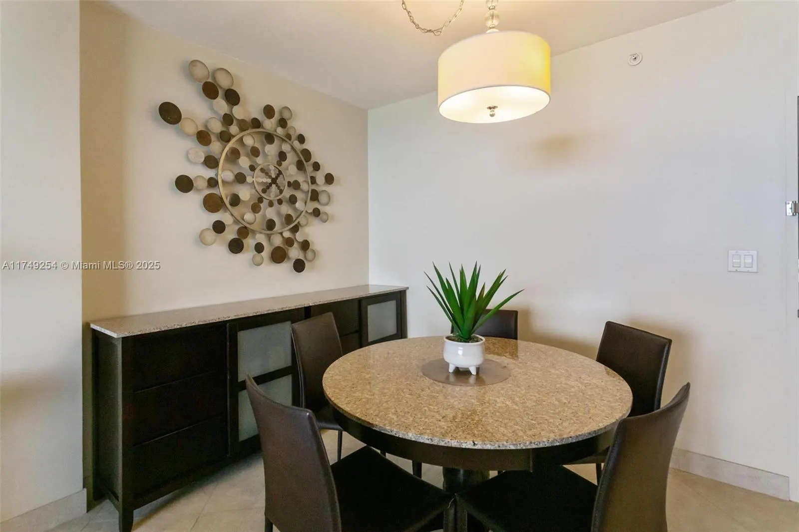 10275 COLLINS AV, #1018