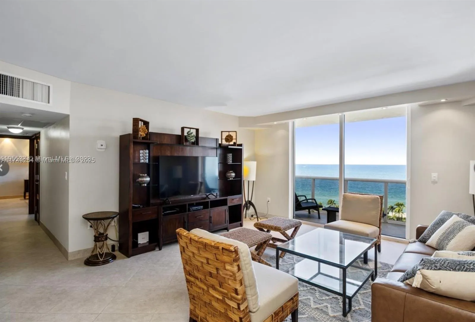 10275 COLLINS AV, #1018