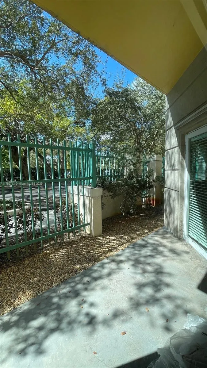 6001 SW 70th St, #139