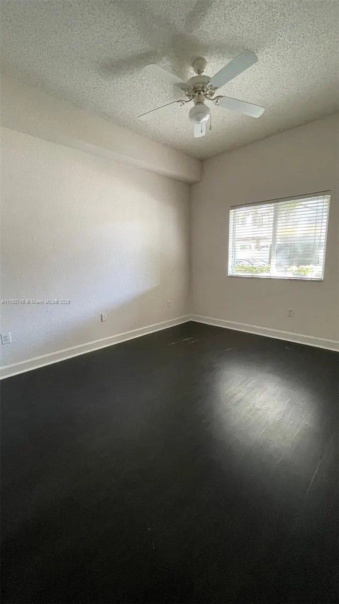 6001 SW 70th St, #133