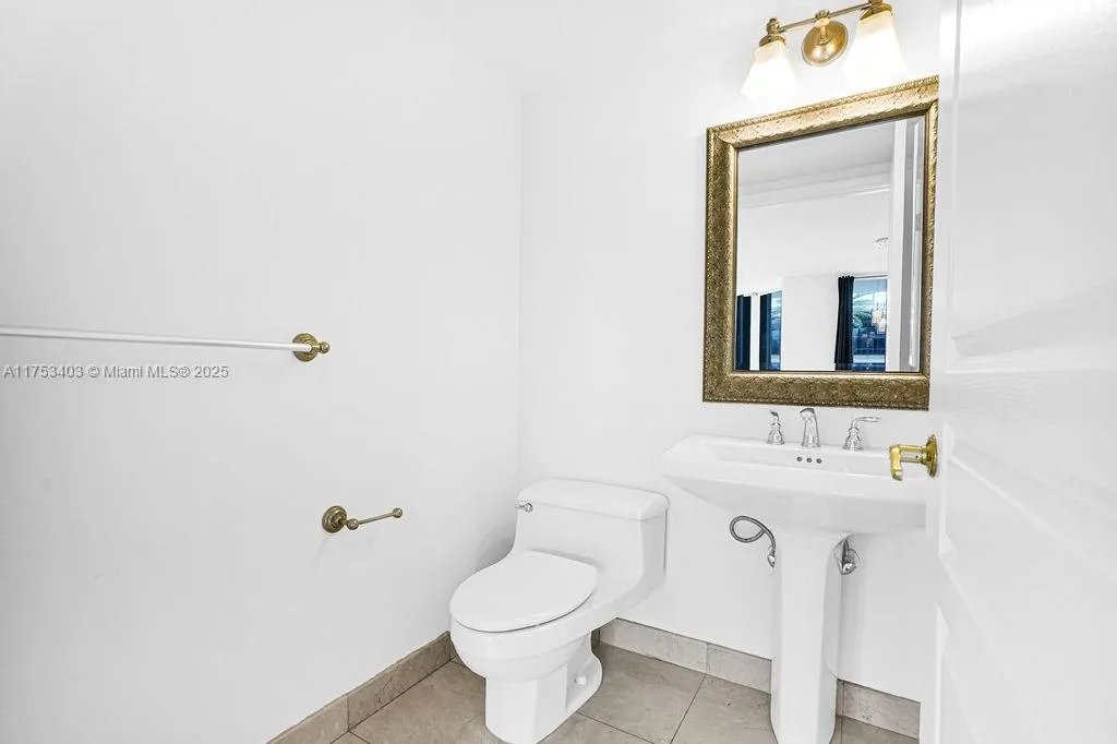 8925 Collins Ave #2E