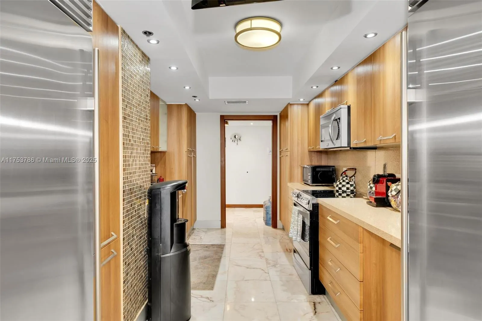 10175 Collins Ave, #1207