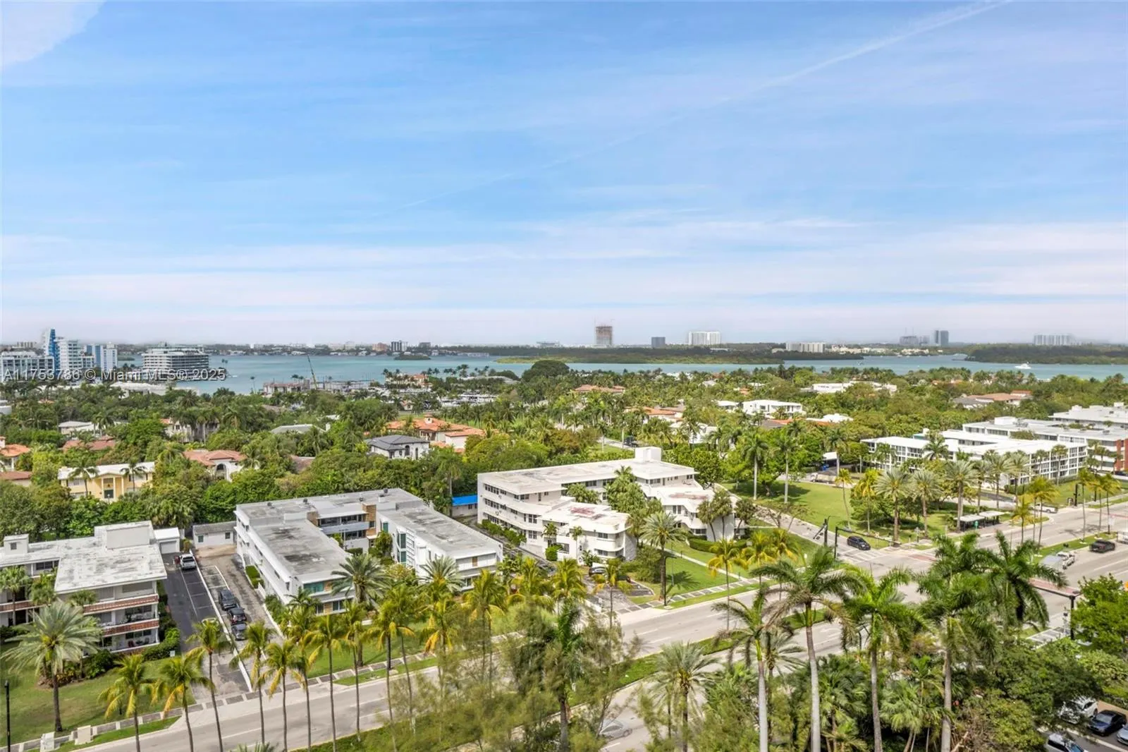 10175 Collins Ave, #1207
