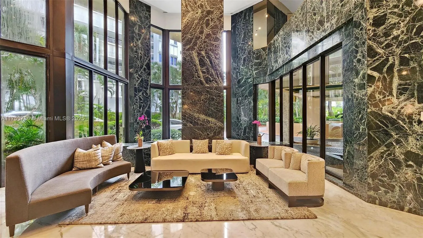 10175 Collins Ave, #1207