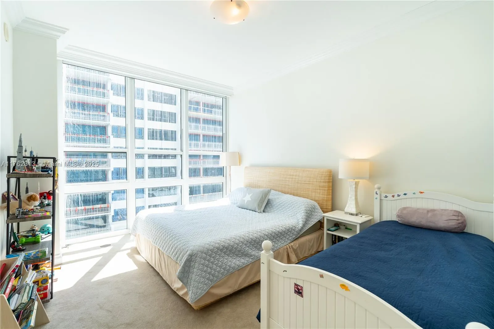 10225 Collins Ave, #802