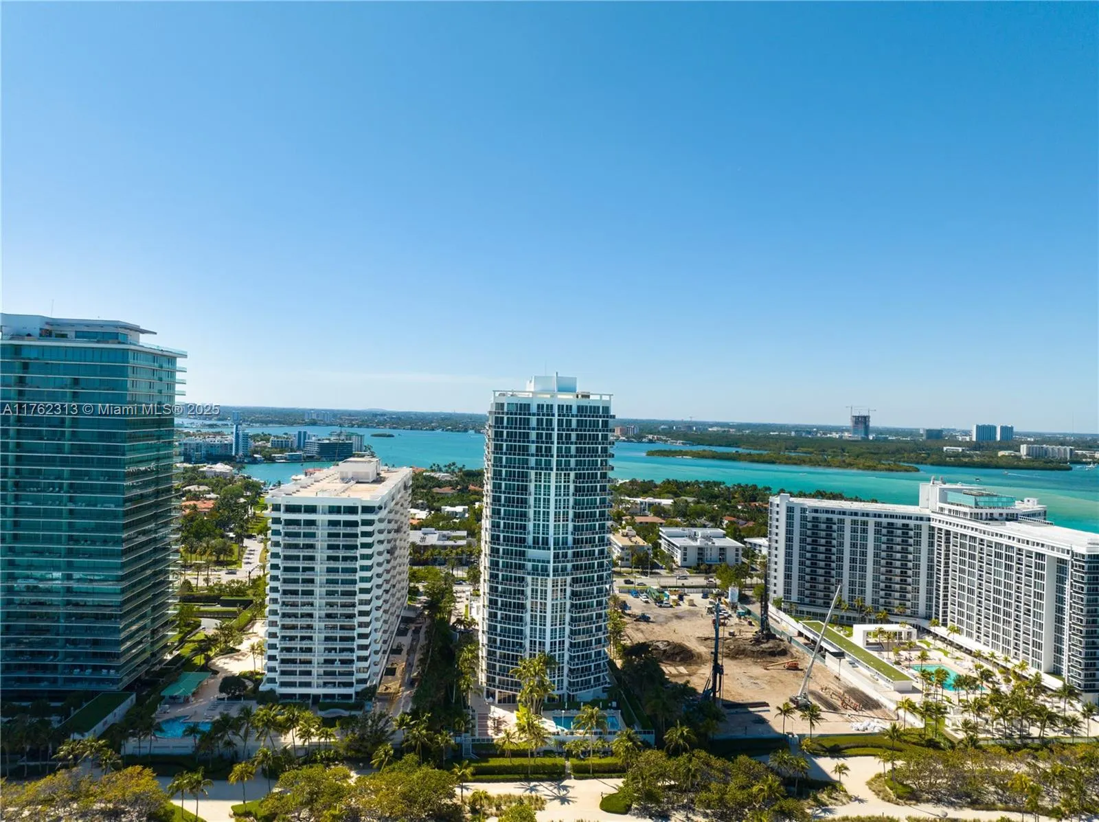 10225 Collins Ave, #802