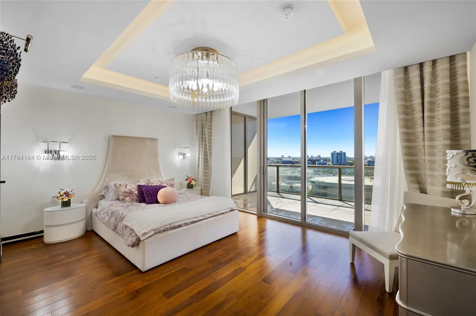 9705 Collins Ave, #1001N