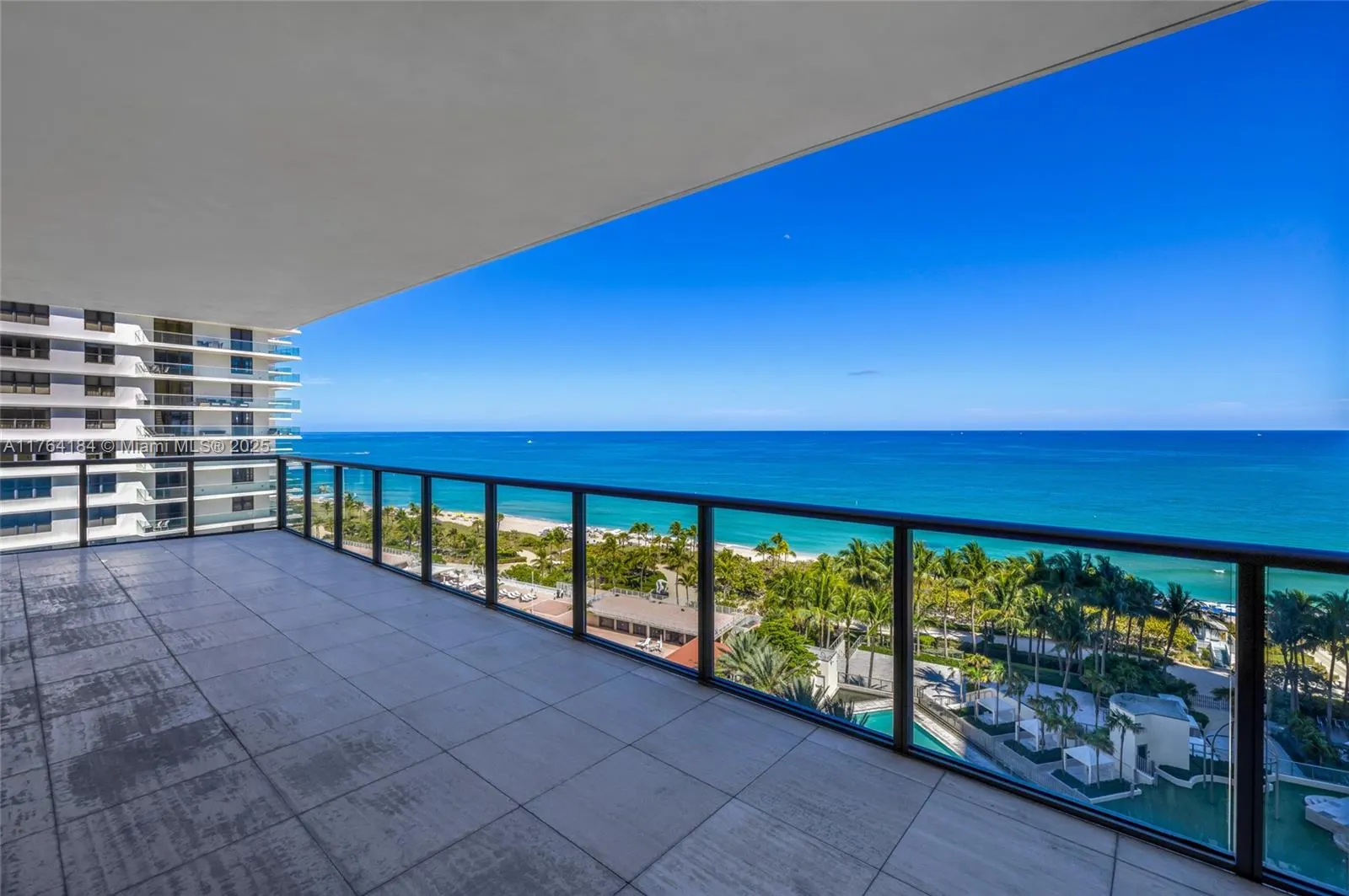 9705 Collins Ave, #1001N