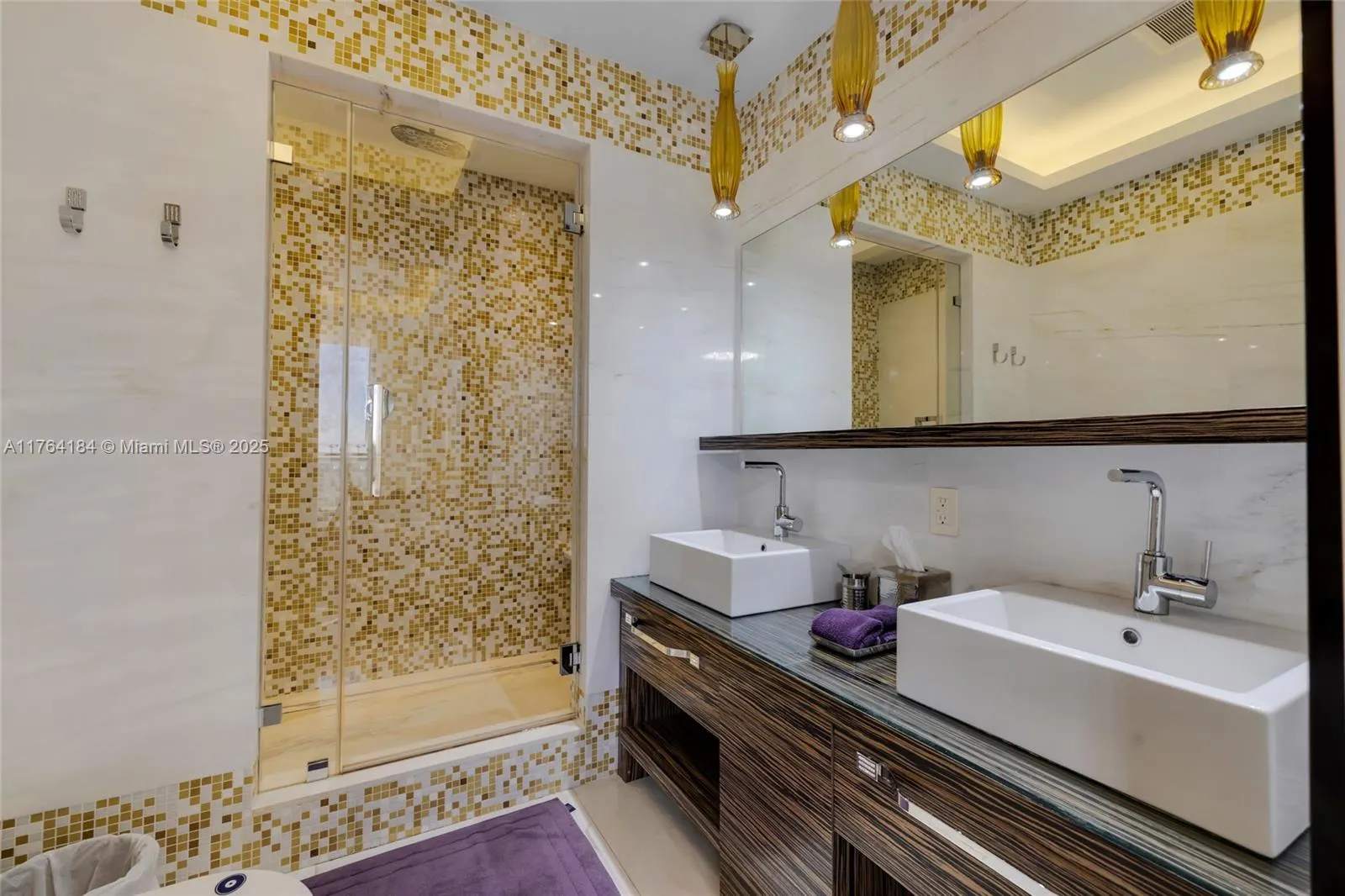 9705 Collins Ave, #1001N