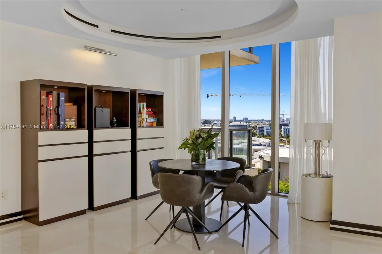 9705 Collins Ave, #1001N