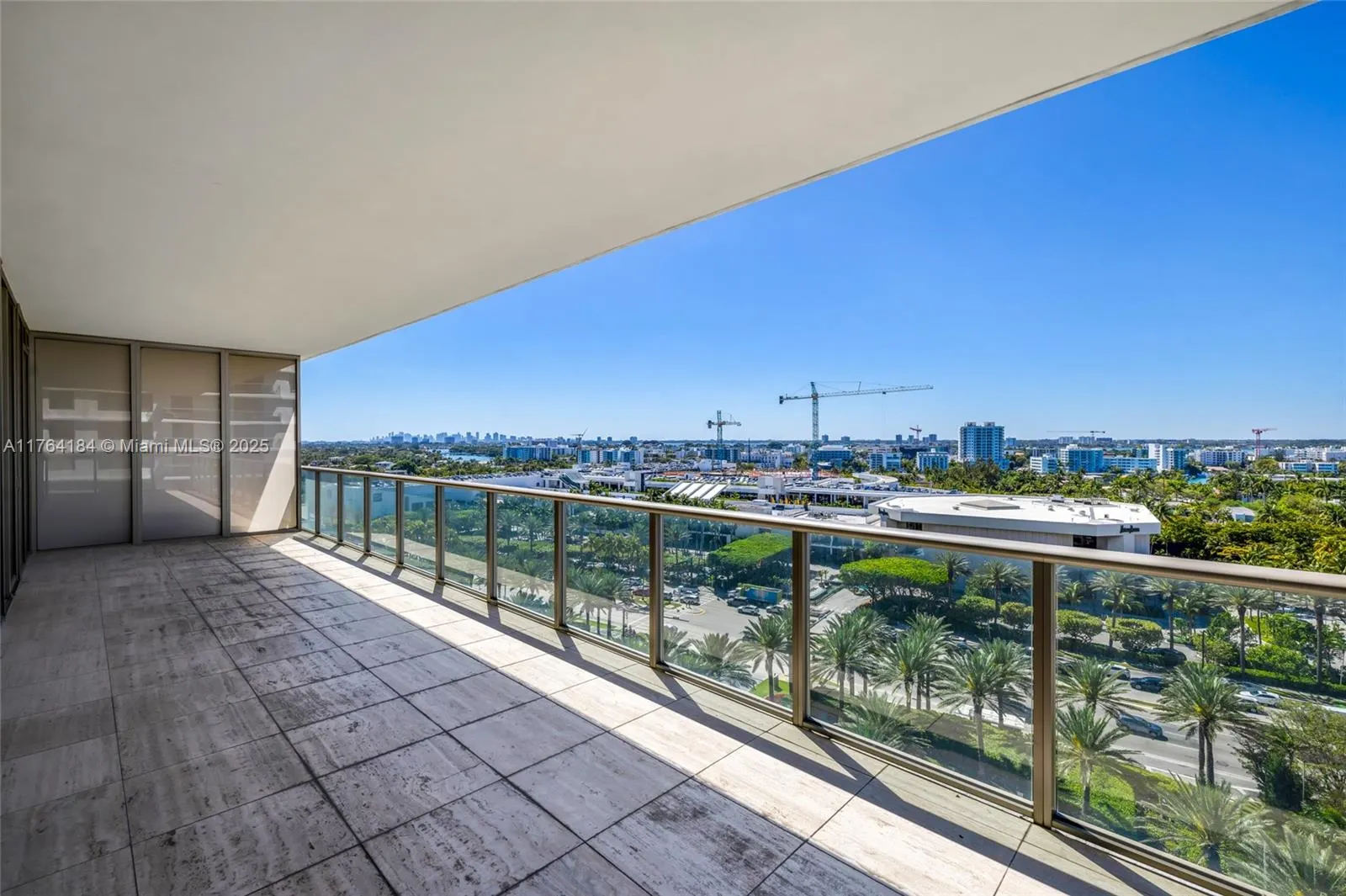 9705 Collins Ave, #1001N