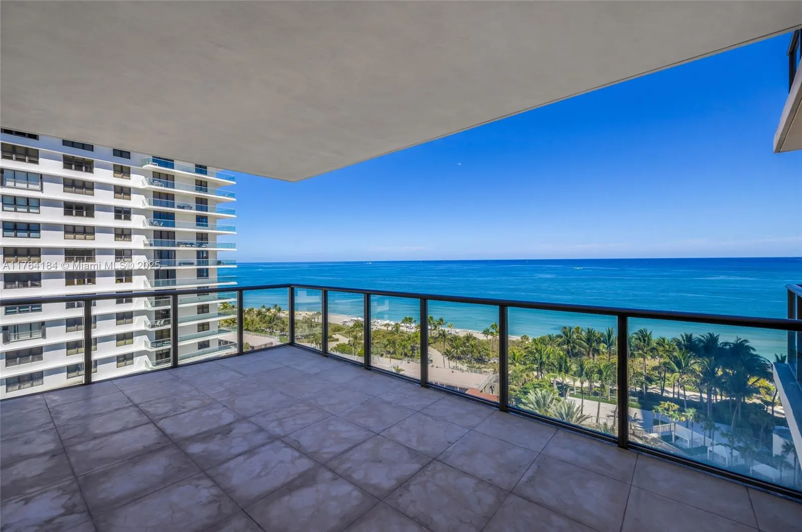 9705 Collins Ave, #1001N