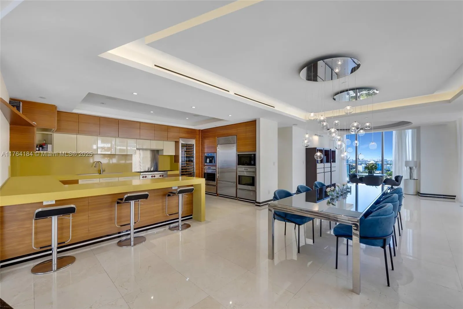 9705 Collins Ave, #1001N