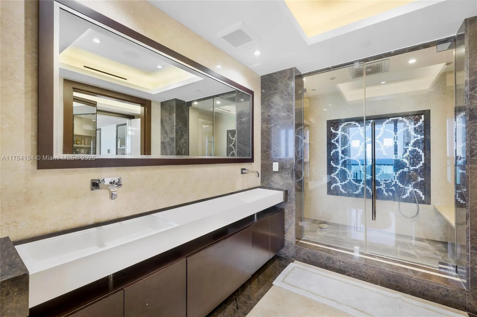 9705 Collins Ave, #1001N
