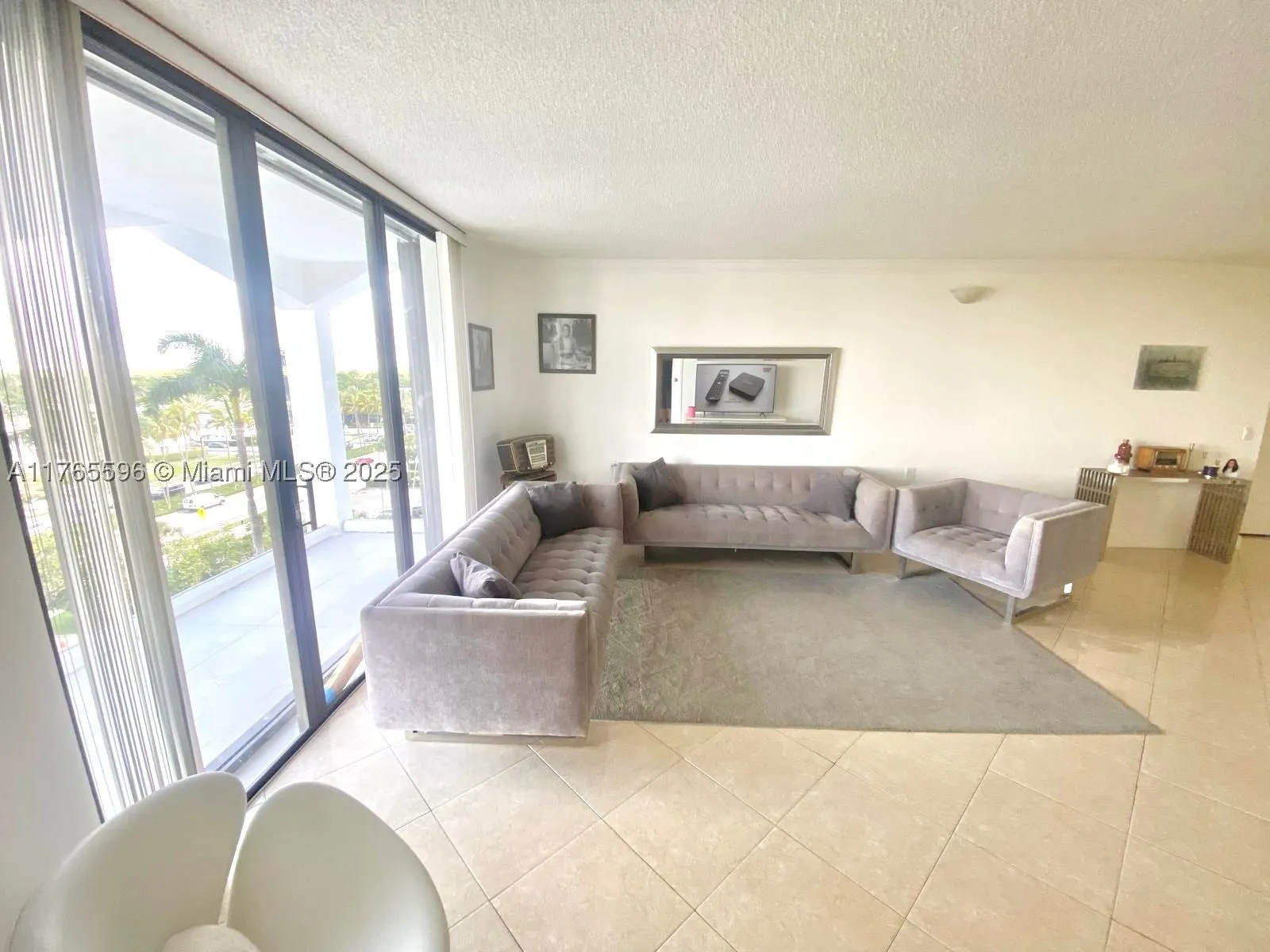 9801 Collins Ave #8M
