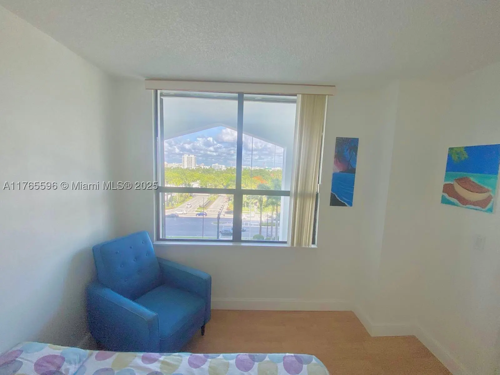 9801 Collins Ave #8M