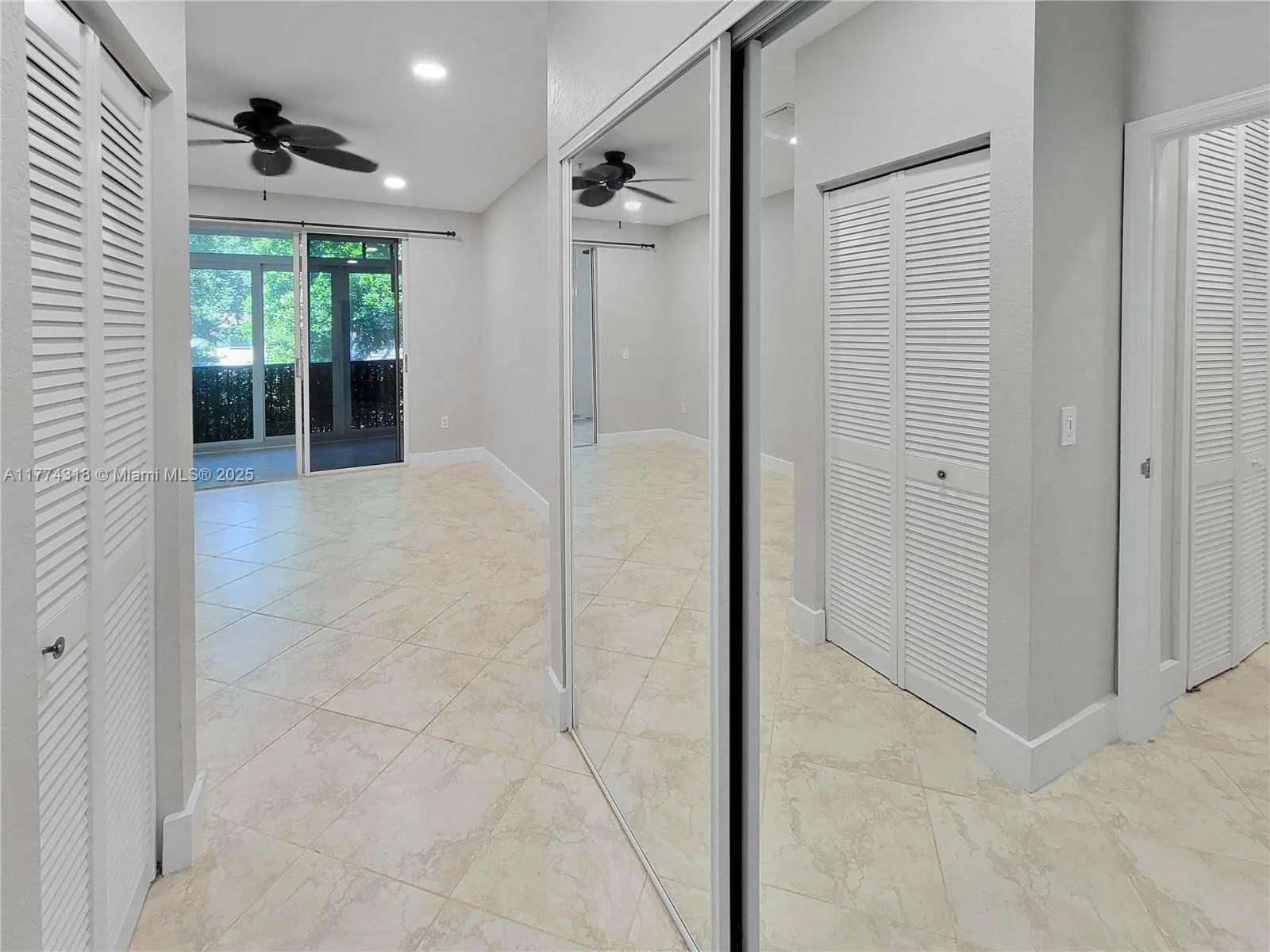 75 Gulfstream Rd, #211B