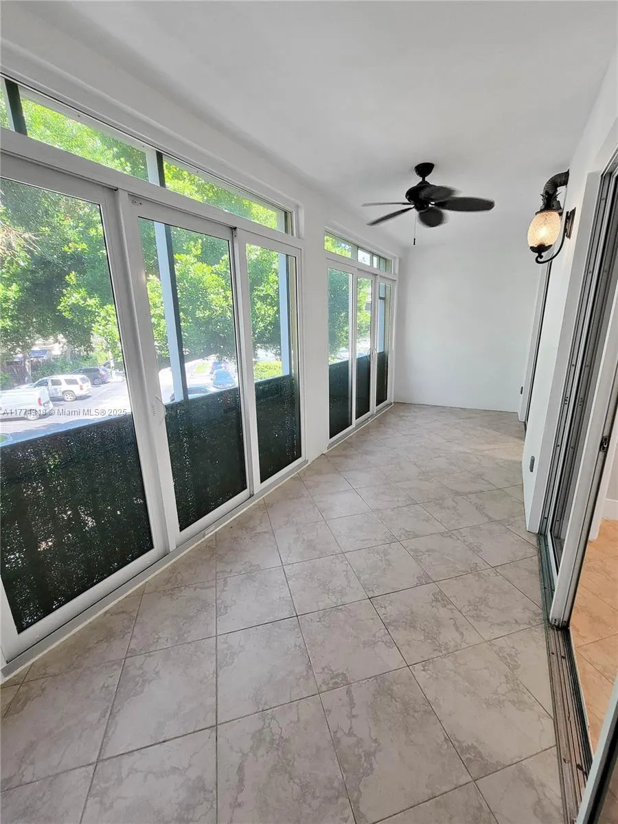 75 Gulfstream Rd, #211B