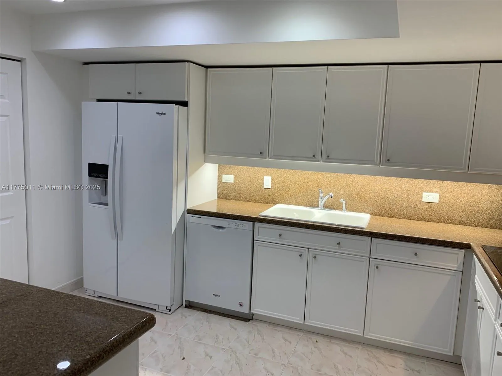 8855 E Collins Ave, #5B