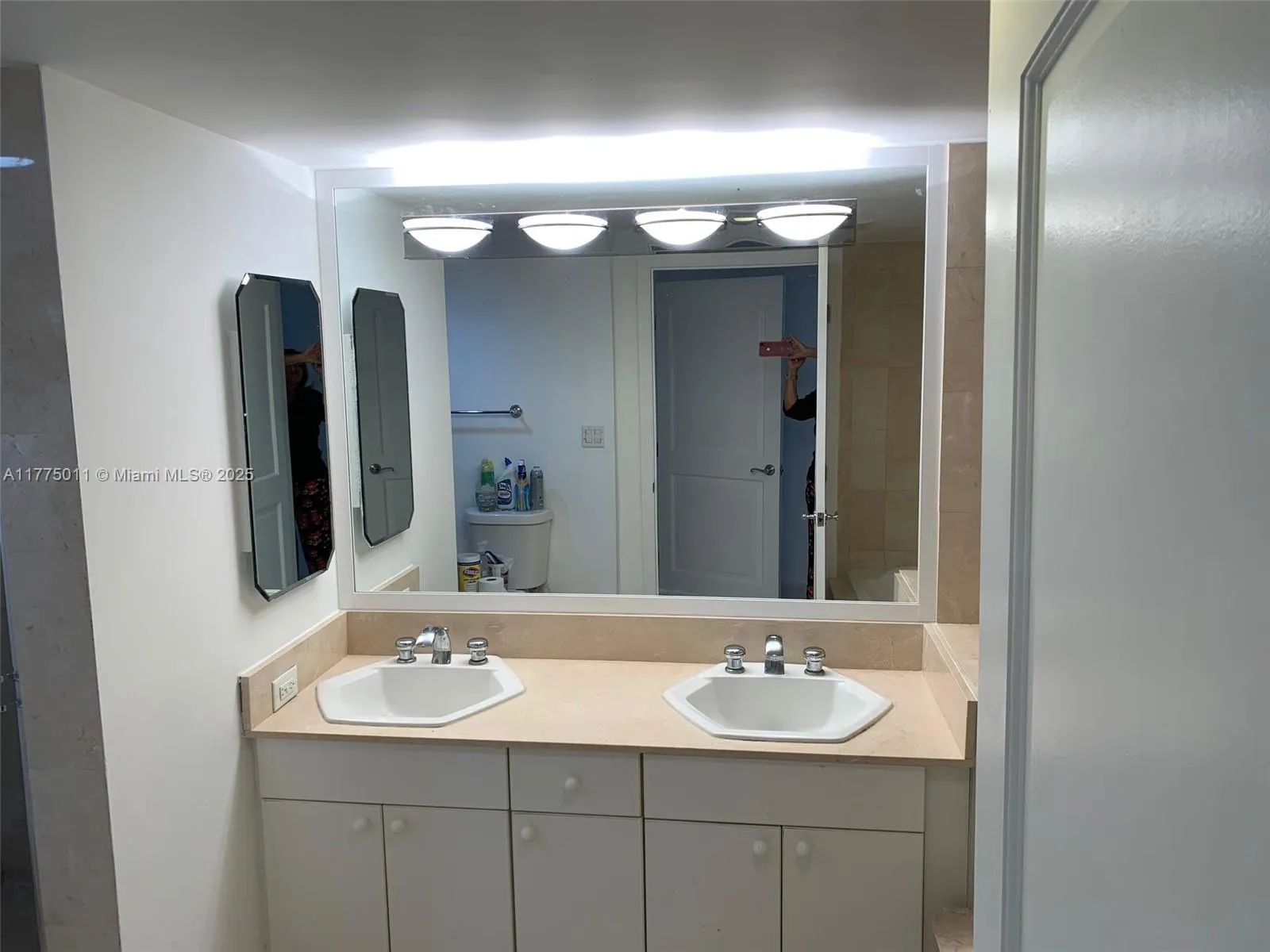 8855 E Collins Ave, #5B