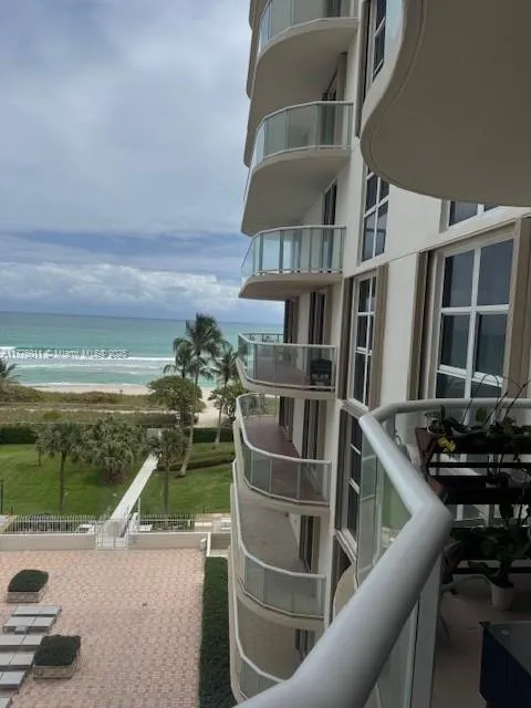 8855 E Collins Ave, #5B