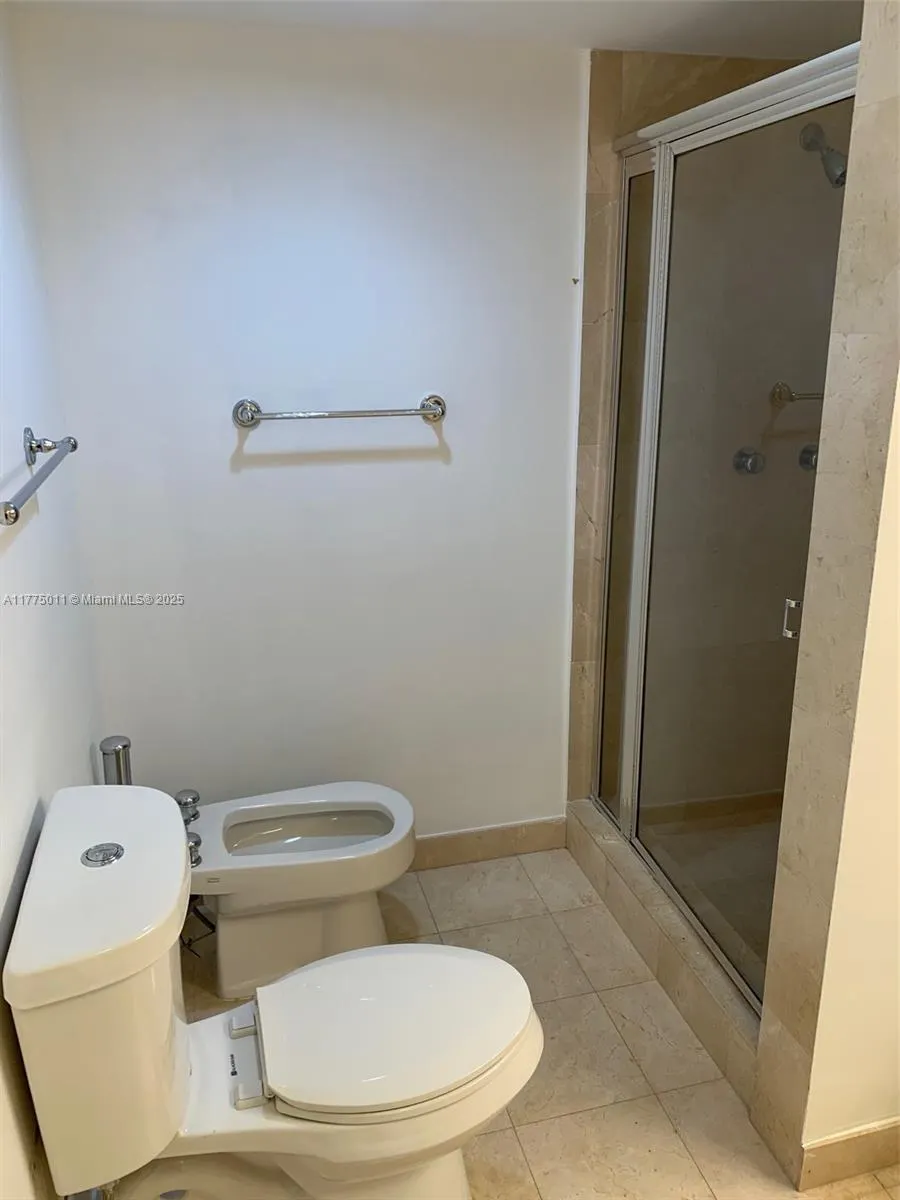 8855 E Collins Ave, #5B