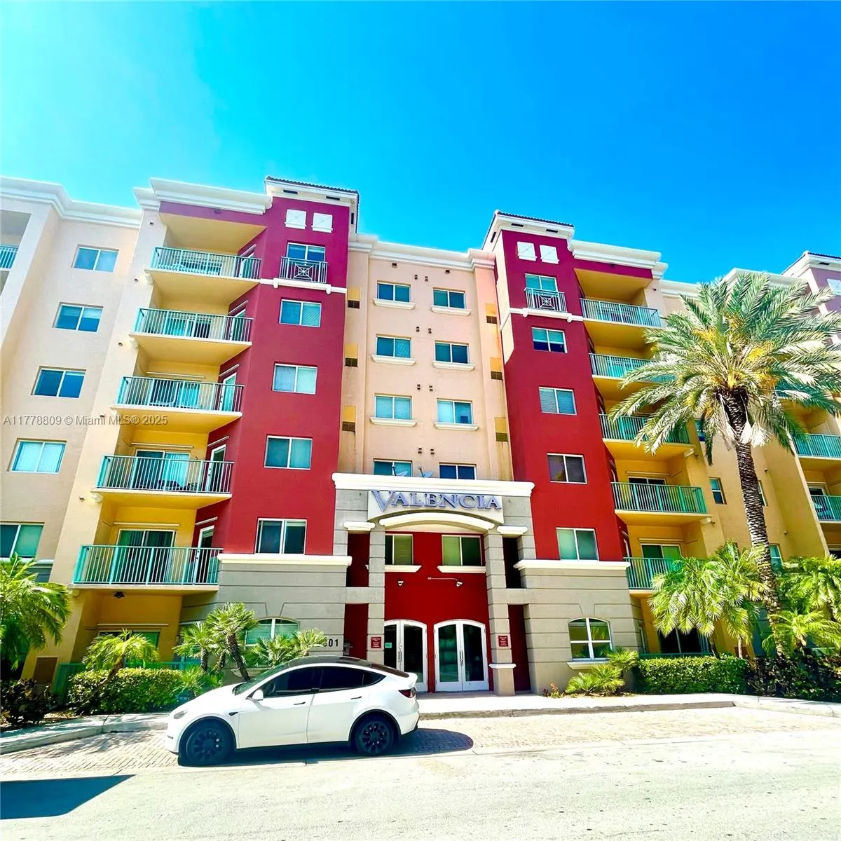 6001 SW 70th St, #429