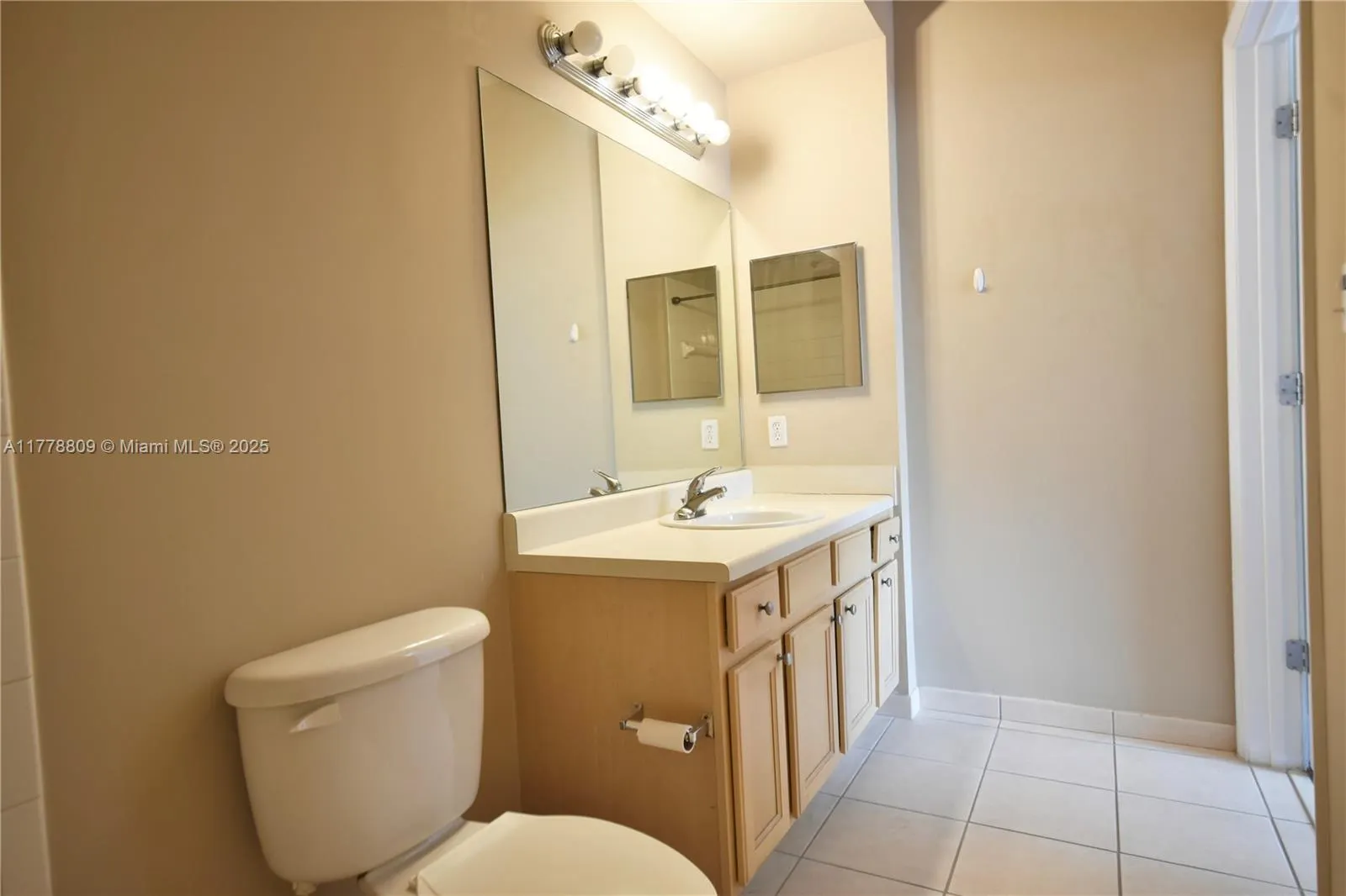 6001 SW 70th St, #429