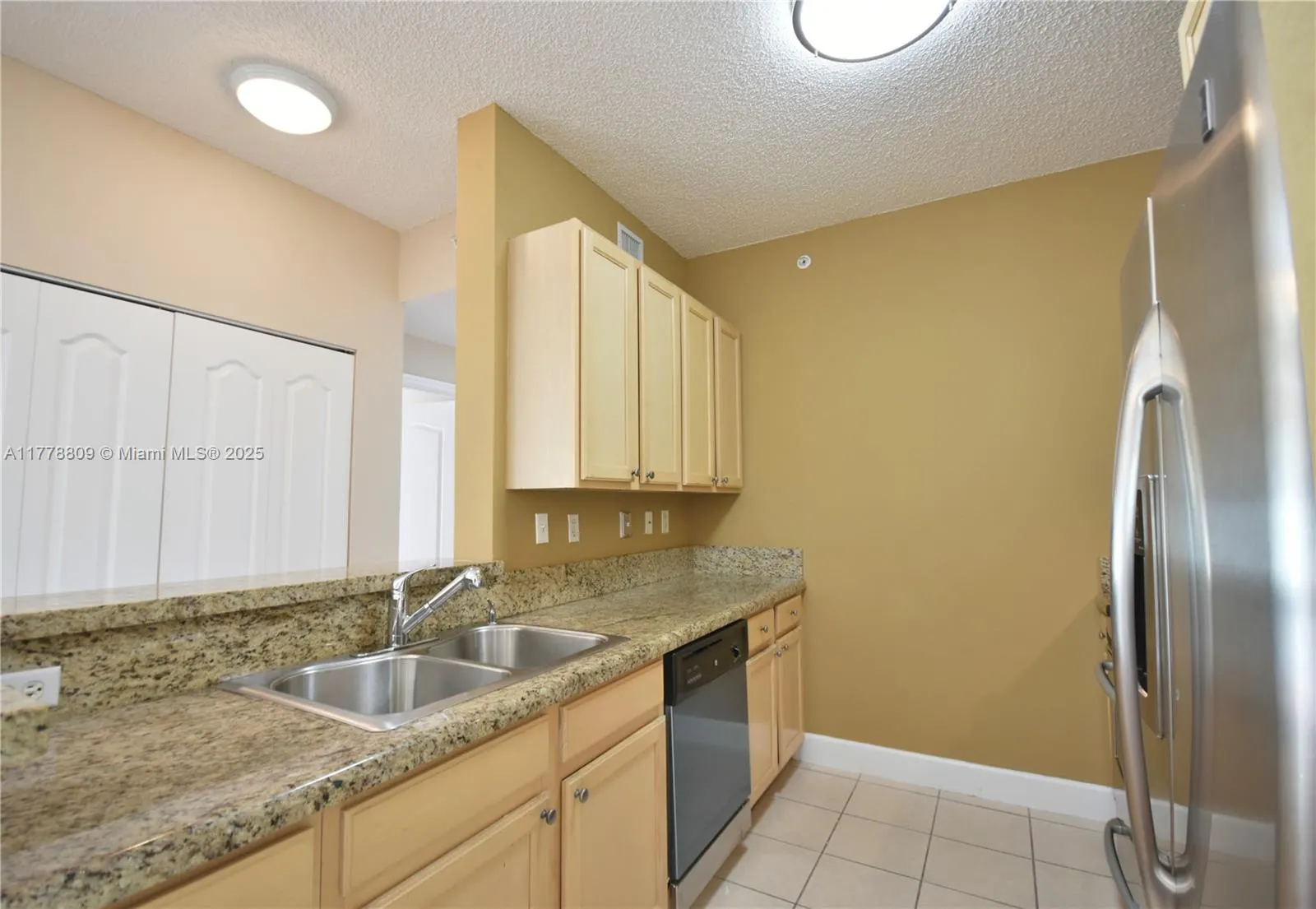 6001 SW 70th St, #429