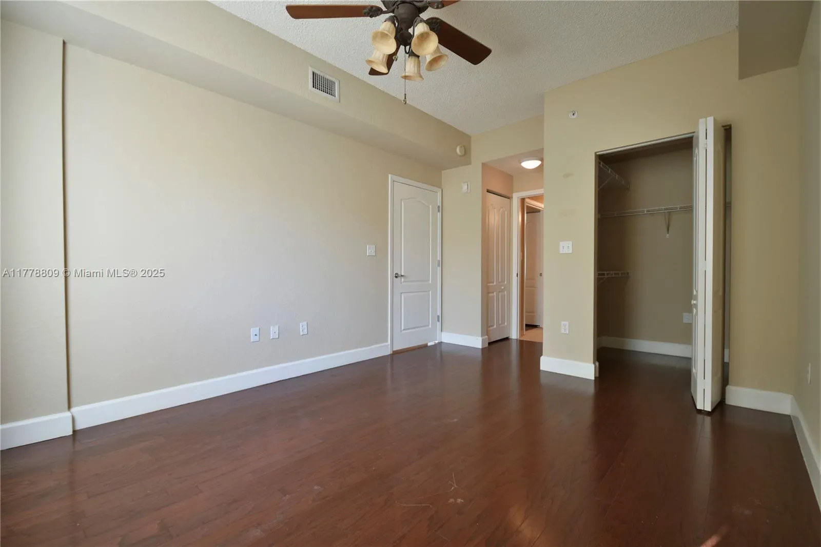 6001 SW 70th St, #429