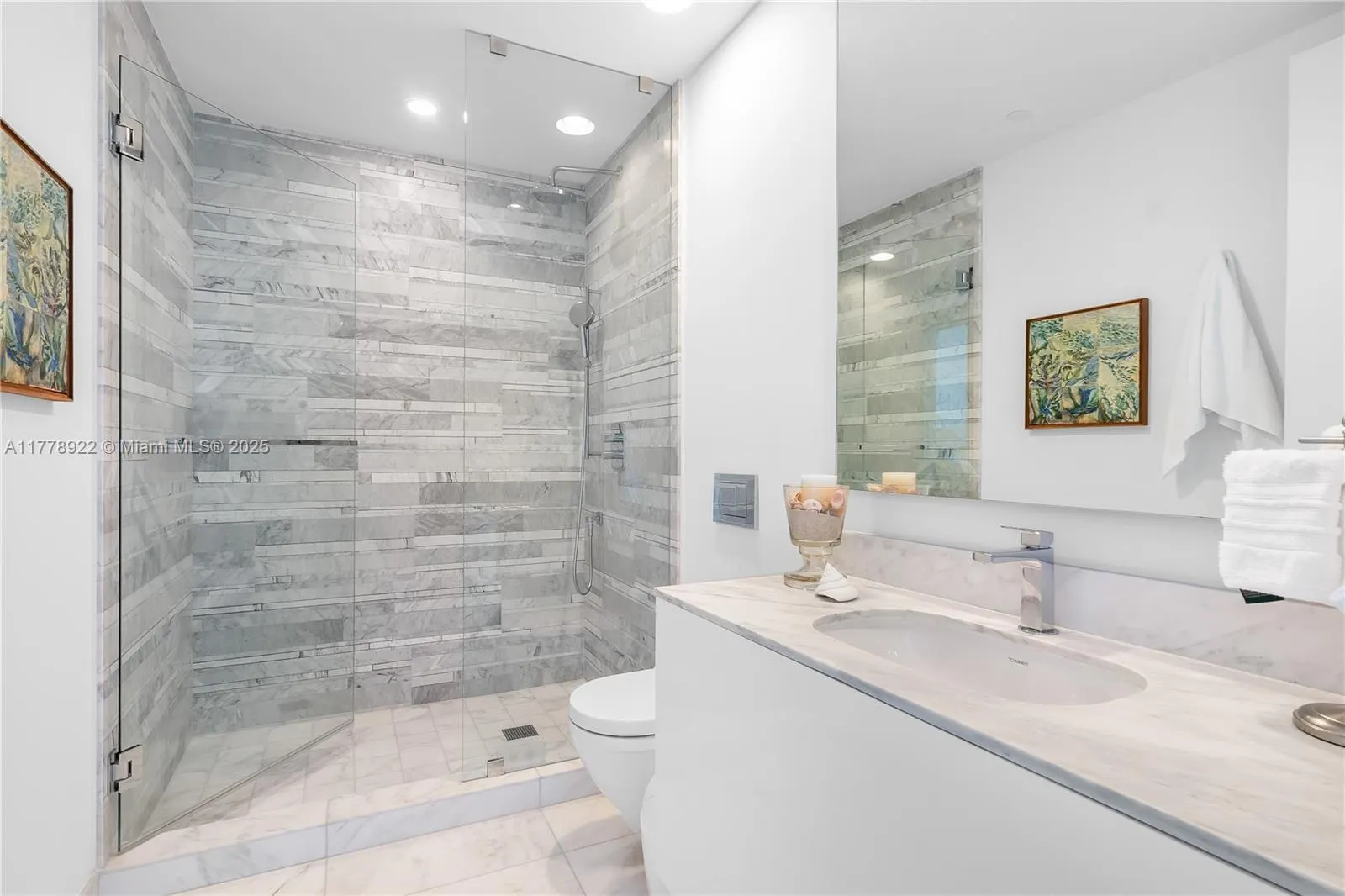 10201 Collins Ave, #1205