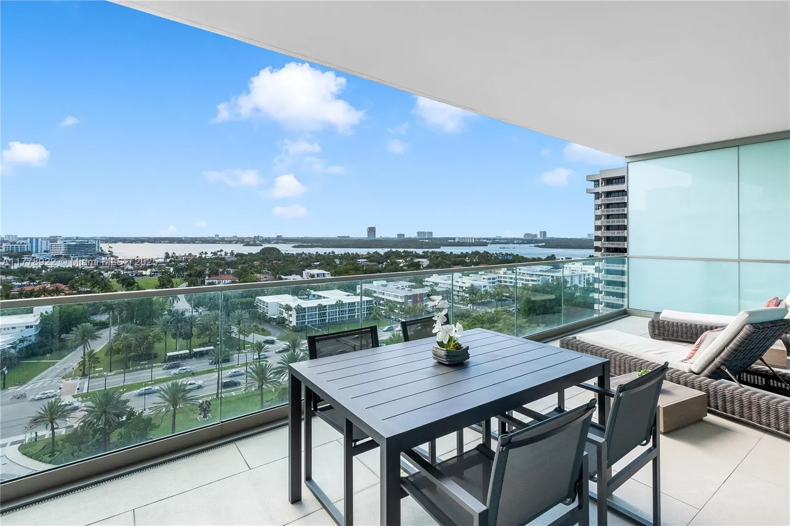 10201 Collins Ave, #1205