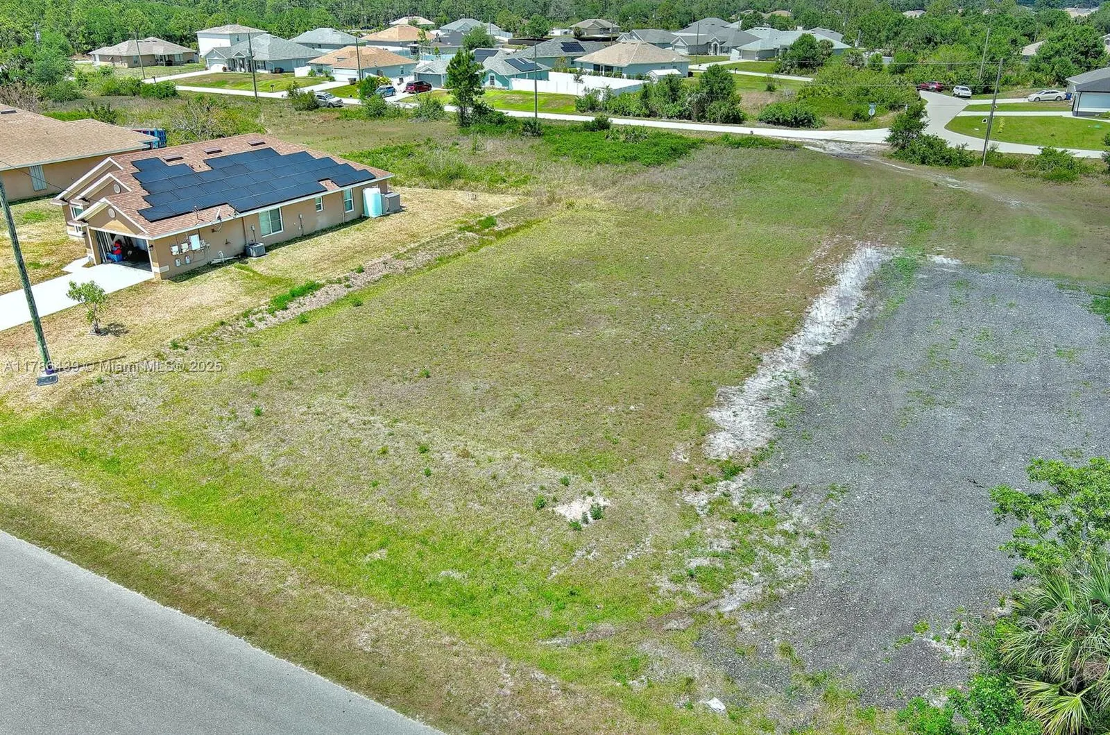548 WINDERMERE DR