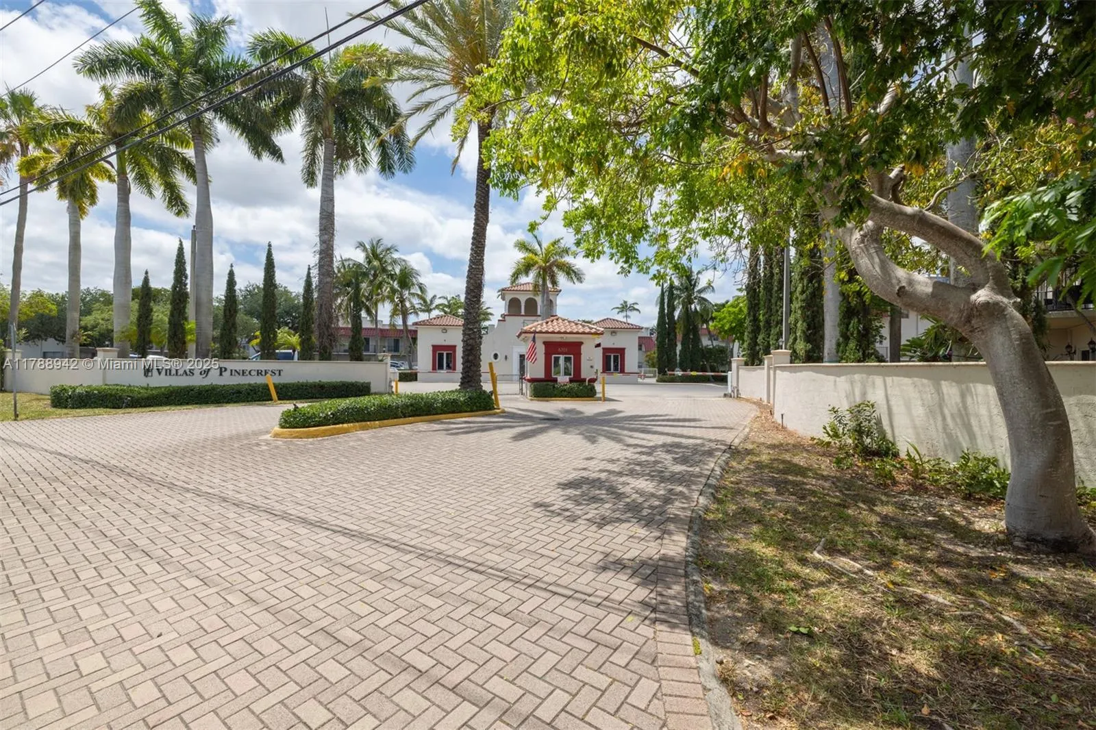 6707 N Kendall Dr, #105