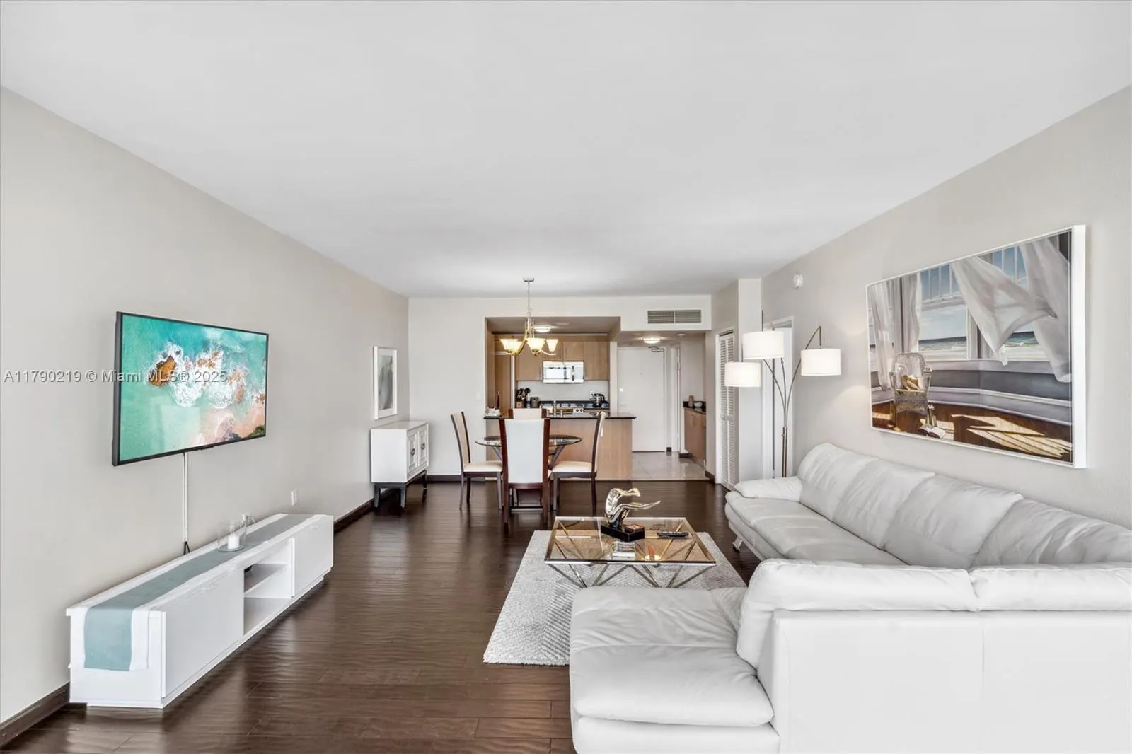 10275 Collins Ave, #529
