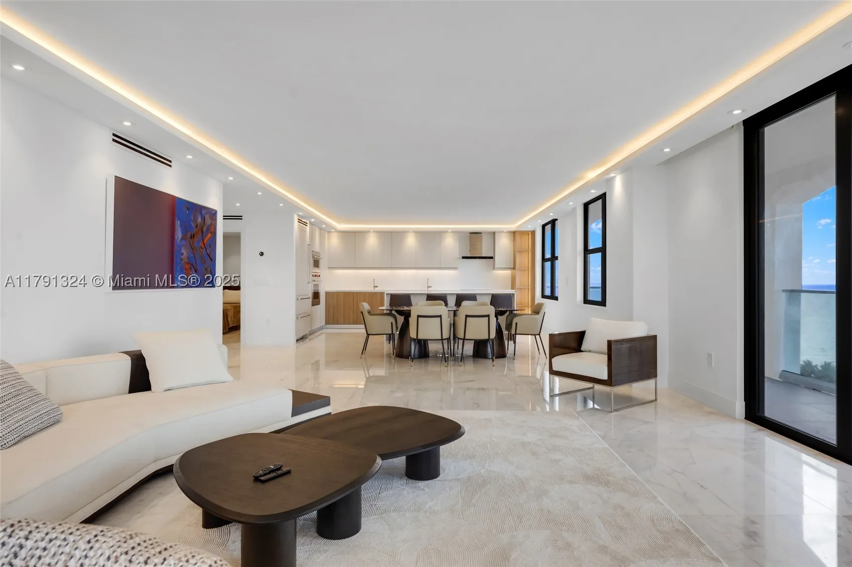 9801 Collins Ave #17R