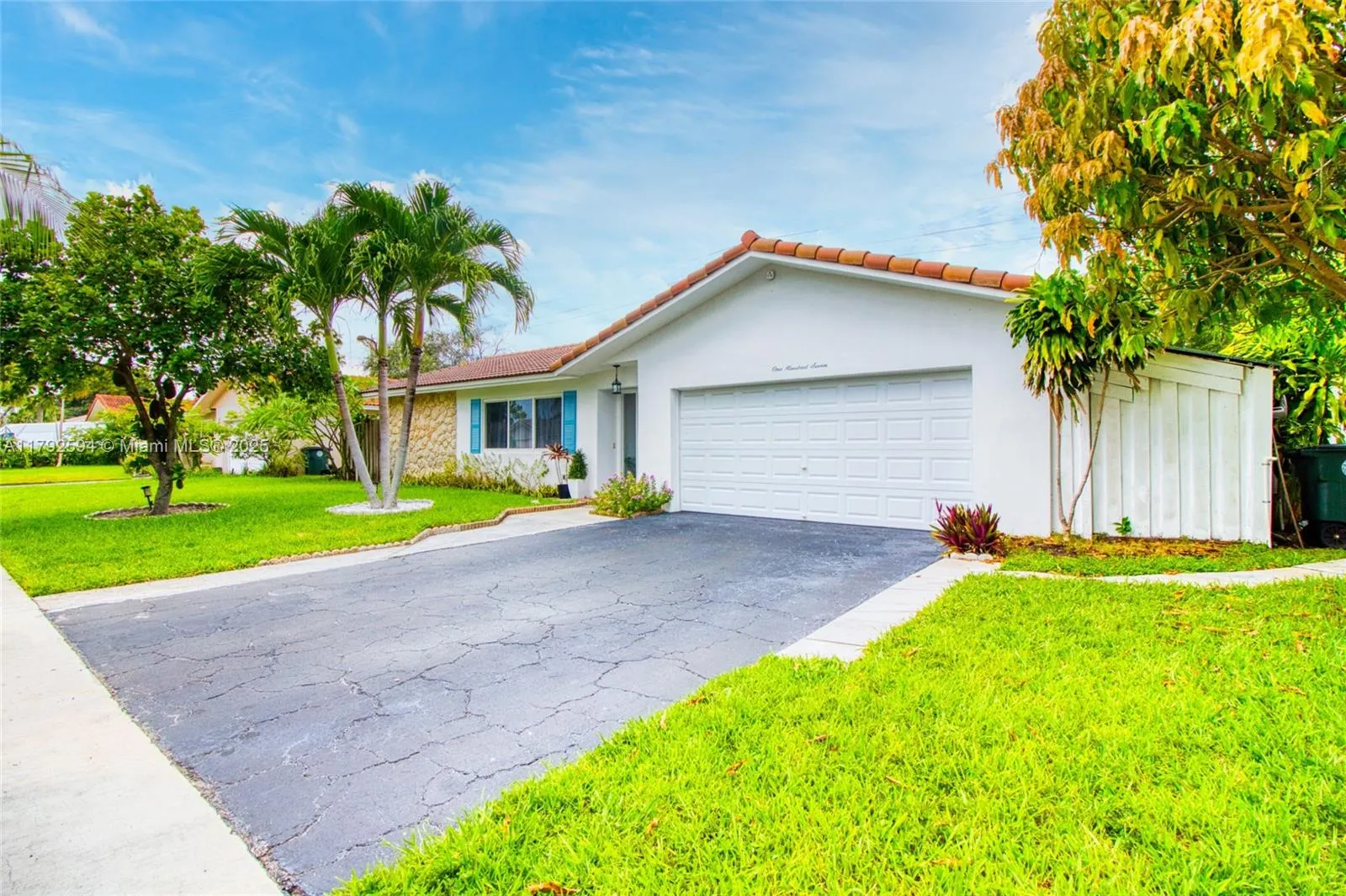 107 Winged Foot Ln