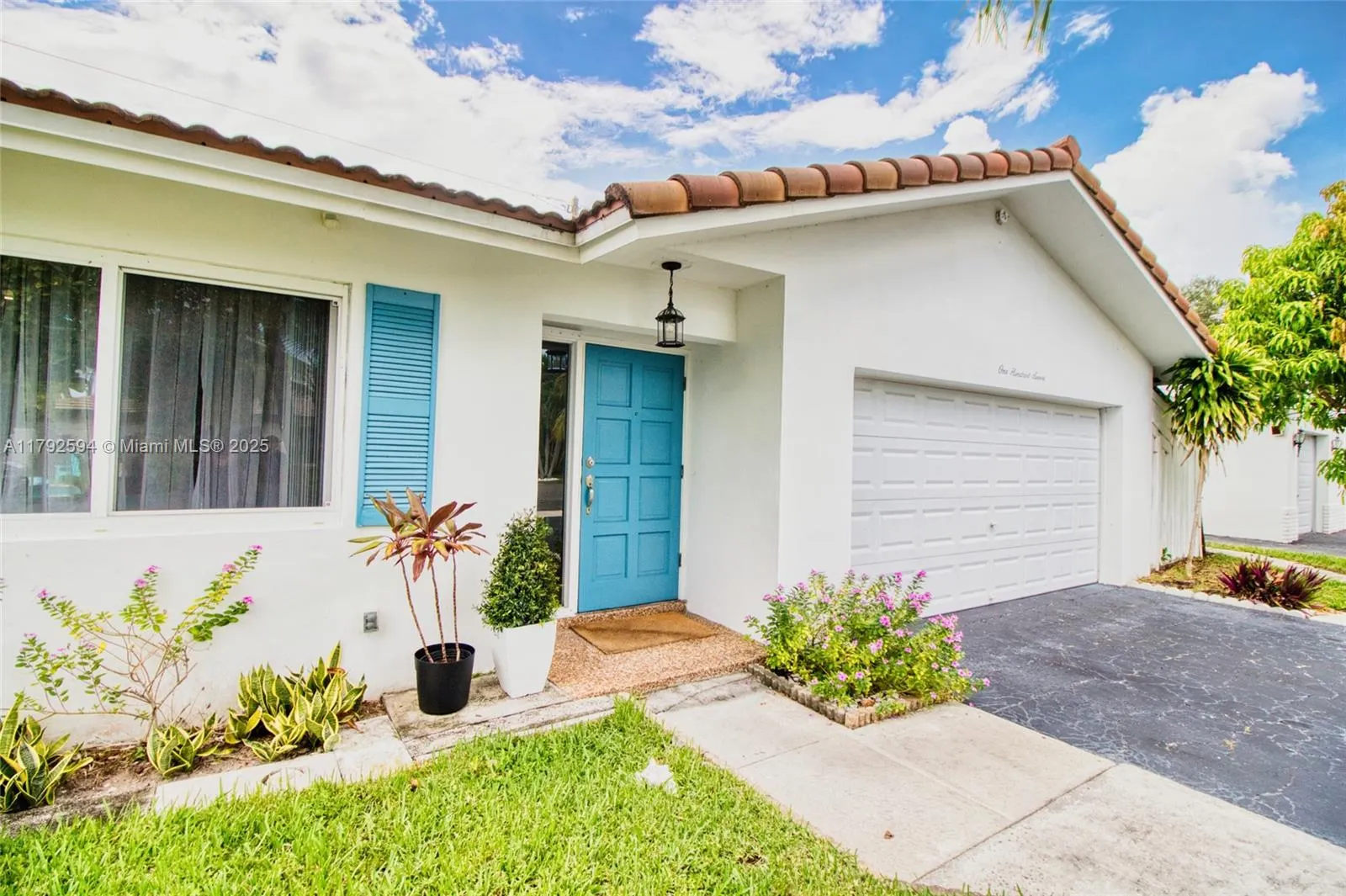 107 Winged Foot Ln