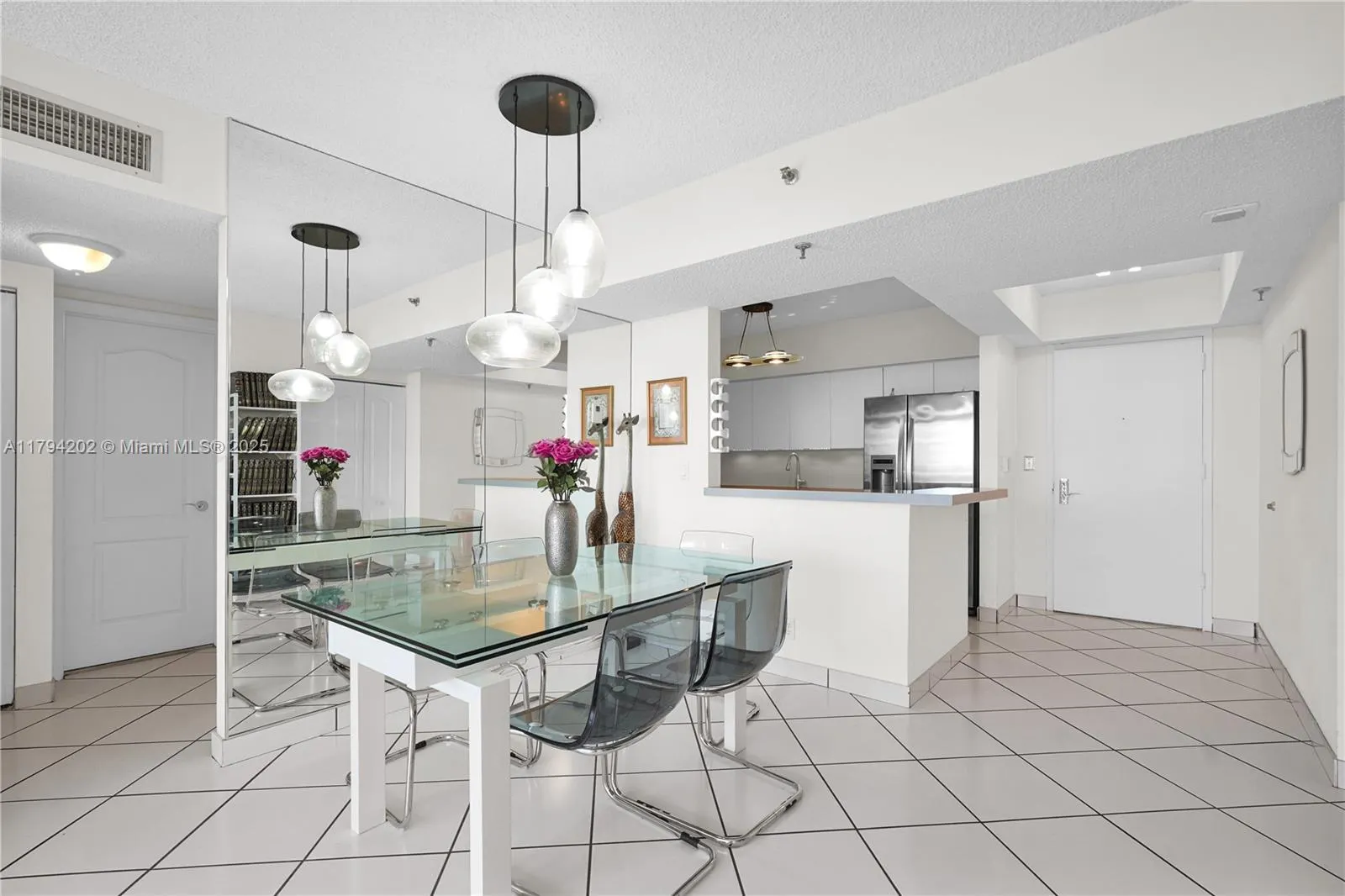 9455 Collins Ave #603