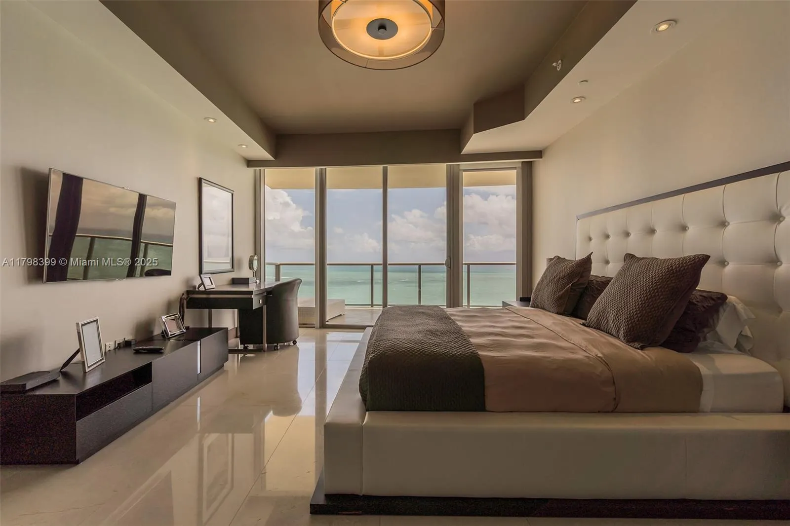 9703 Collins Ave #2100