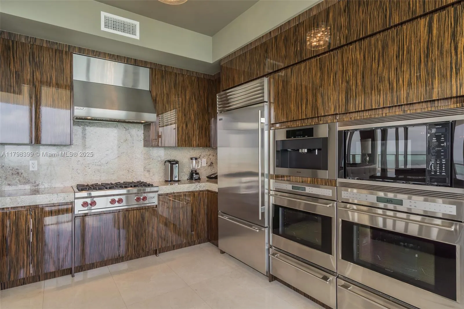 9703 Collins Ave #2100