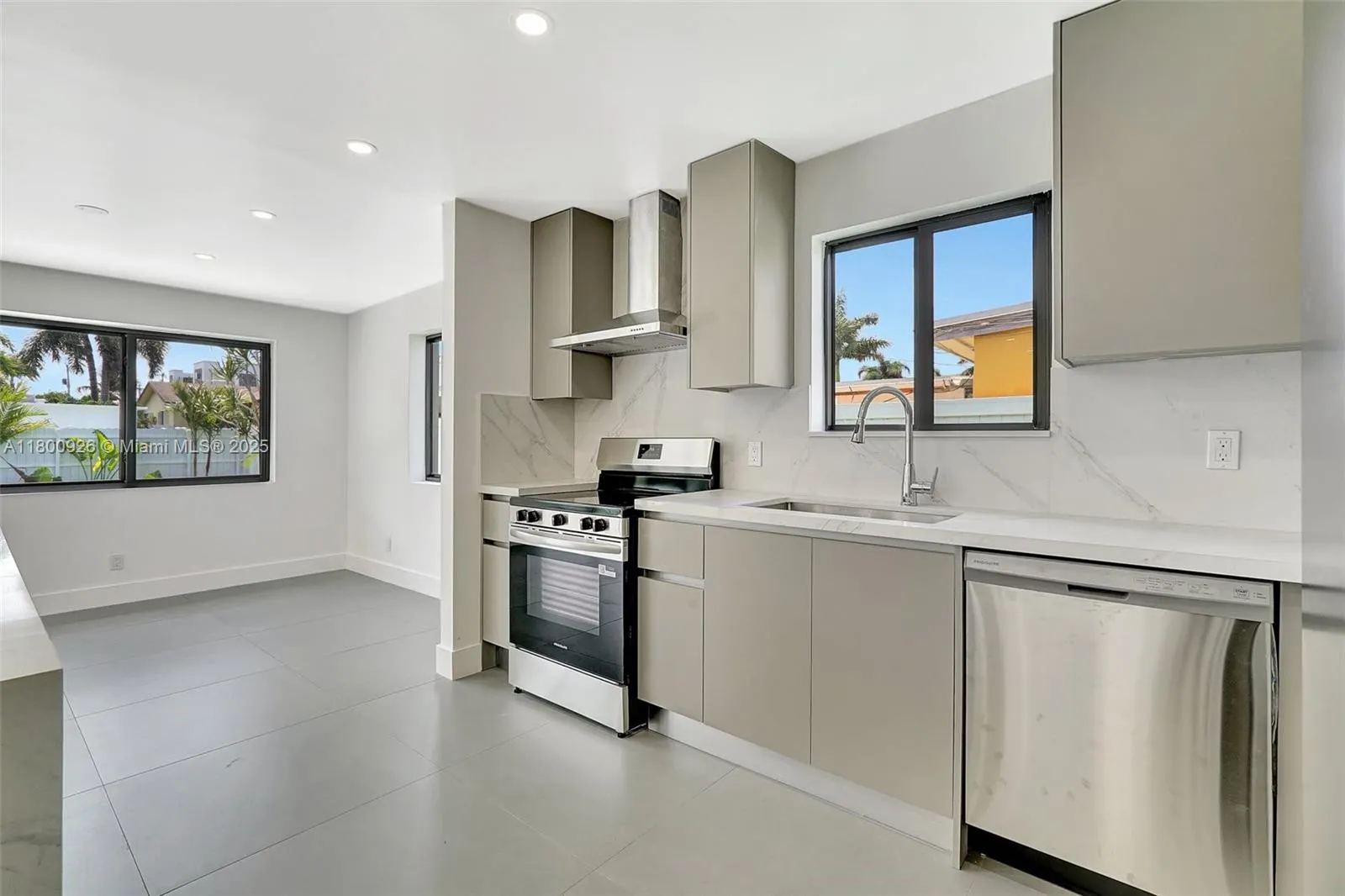 129 NE 2nd Ave
