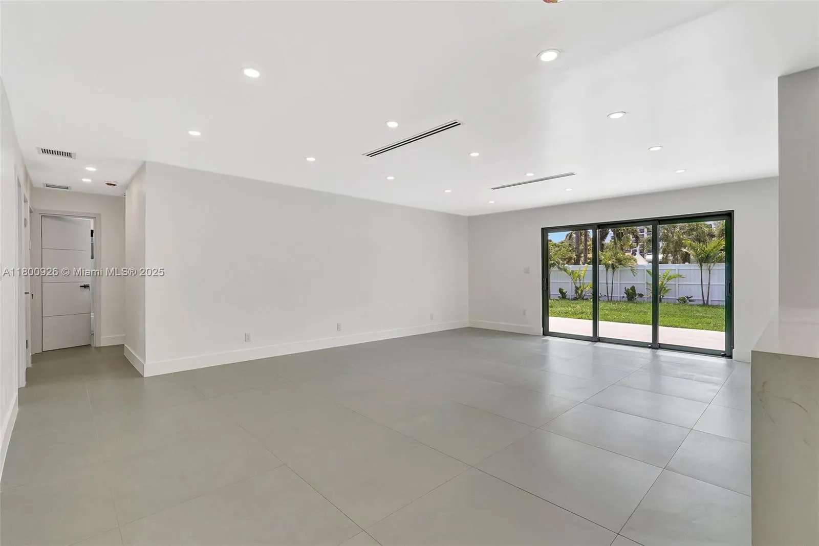129 NE 2nd Ave