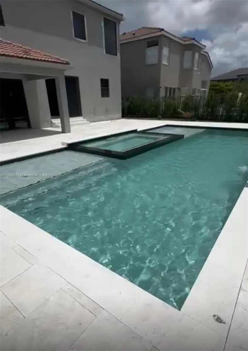 Established Fully License and Insured Pool/Spa business For Sale